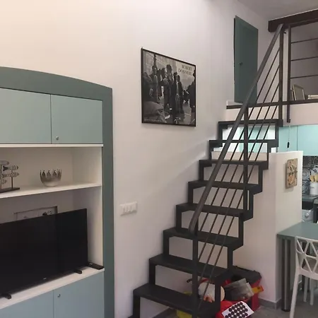 Avec Mezzanine, Climatisé, Au Cœur De Menton, Proche Plages Et Commerces - Fr-1-196-300 Apartamento Menton